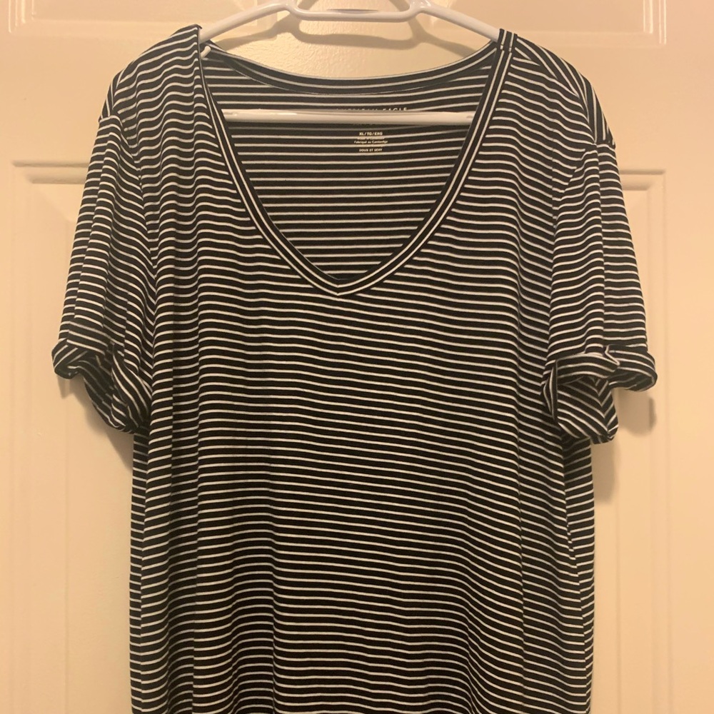 NWT American Eagle Short Sleeve T-Shirt XL